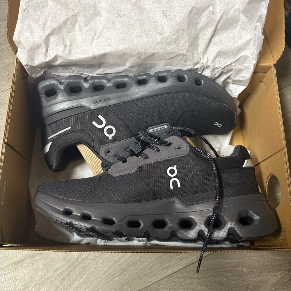 On Cloud Women’s Cloudrunner 2 Waterproof